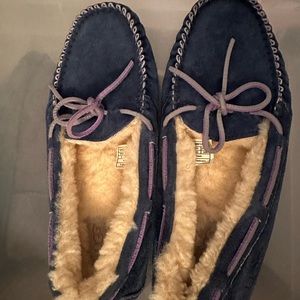 Gently used Ugg slippers